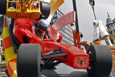 LOS 'NINOTS' TOMAN POSICIONES