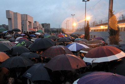 Manjón: "Déjennos con nuestro dolor; dejen en paz a nuestros muertos"