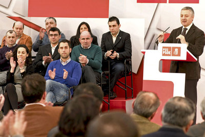 BLANCO ATACA A RAJOY EN GALICIA