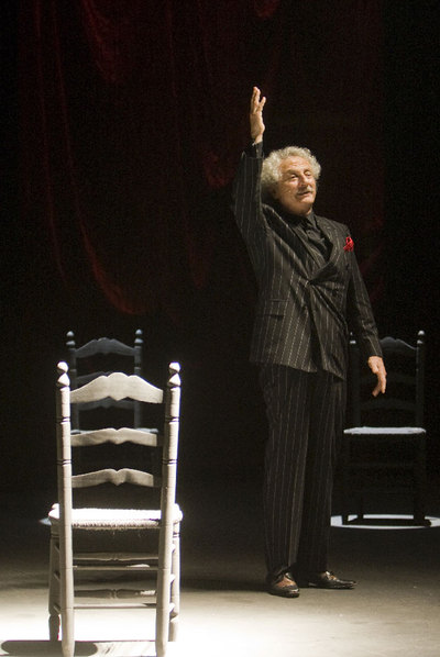 El Brujo, en  El Testigo,  una de las obras del CAT en 2010.