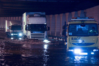 La lluvia se ceba en Barcelona
