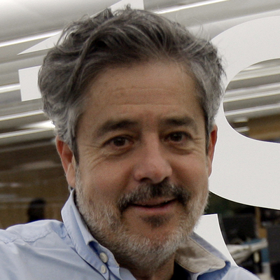 Carlos Iglesias, director