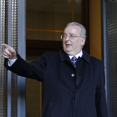 Antonio Fernández, exconsejero de Empleo, en el juzgado.