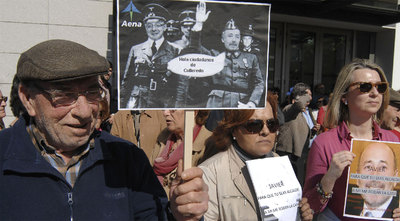 PROTESTA POR LA EXPROPIACIÓN DE CASAS PARA AMPLIAR ALVEDRO