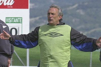 Jesús Aranguren durante su etapa como entrenador del Alavés, en la temporada 2003-2004.