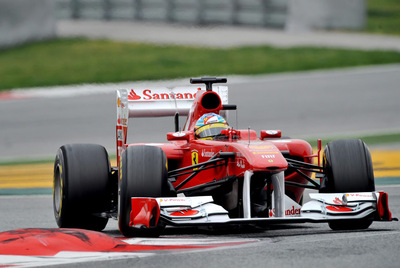 Entrenamiento de Alonso en el Circuito de Cataluña.
