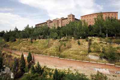 Jardines del Seminario Conciliar, en el parque de La Cornisa de las Vistillas.