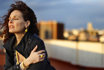 La actriz Silvia Marsó encarna en el teatro Fernán Gómez a la Nora Elmer de  Casa de muñecas. 