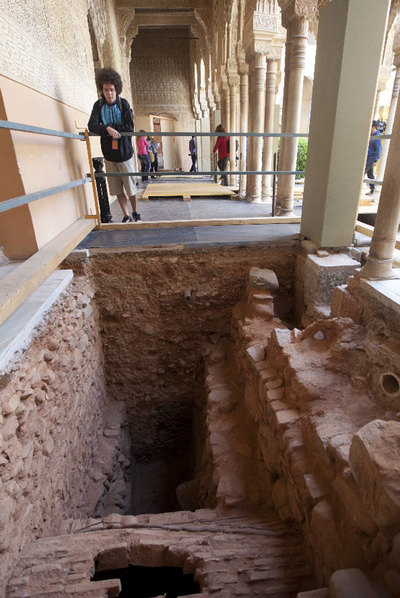 Imagen de la intervención arqueológica en el Patio de los Leones.