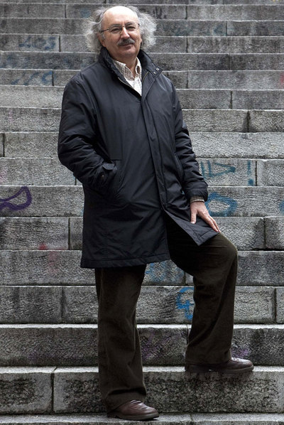 El poeta Antonio Colinas, retratado en Salamanca, ciudad en la que reside.