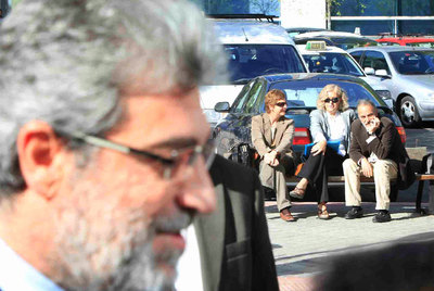 Miguel Ángel Rodríguez (en primer término) ha sido condenado por injuriar a Luis Montes (al fondo).