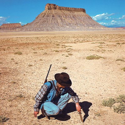  Imagen de   Shadow,   la película que sirve de prólogo ficticio a la última cinta de River Phoenix. La videoinstalación puede verse en la galería madrileña Helga de Alvear hasta el 7 de mayo. 