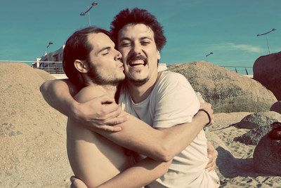  Spazzfrica Ehd  (nombre artístico de Edu Pou, con bigote) y  Papa duPau  (Pau Rodríguez).