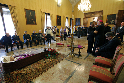 AUTORIDADES Y CIUDADANOS DESPIDEN A GARCÍA-GASCO