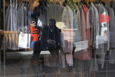 Los  outlets  representanya el 12% de la facturación del sector textil en España. Hace una década eran solo el 1%.