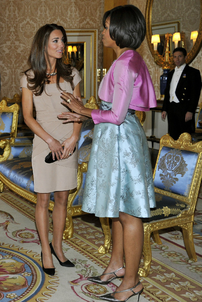 AGOTADO EL TRAJE DE KATE