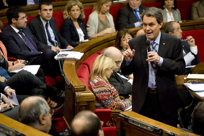Artur Mas, durante su intervención en el pleno del Parlamento catalán.