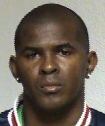 Carlos Alberto Alarcón,  Pipi .