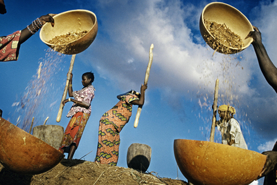 El arte de aventar y moler el mijo