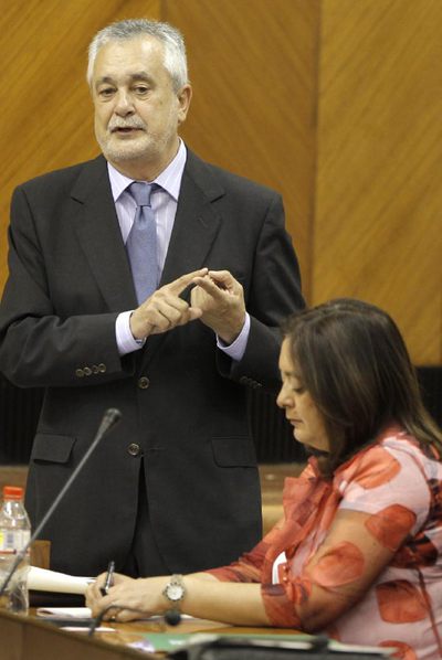 El presidente andaluz, José Antonio Griñán, y la consejera Mar Moreno.