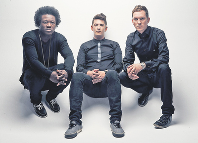  Magnetic Man:de izquierda a derecha, Benga, Skream y Artwork. 