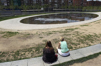 Madrid Río no estrenará quioscos hasta el otoño