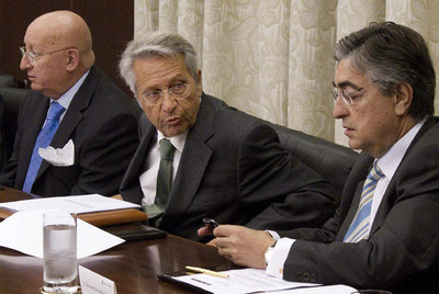 Mauro Varela, Julio Fernández Gayoso y Salvador Fernández Moreda, antes del consejo.