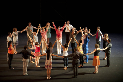 Un momento del espectáculo de Cesc Gelabert, ayer por la noche  en el Teatre Grec.