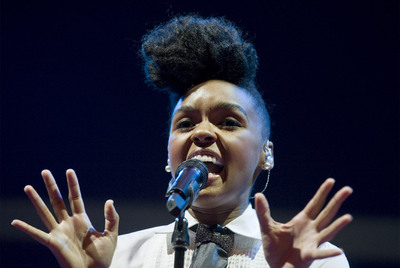 La cantante Janelle Monáe, ayer durante su actuación en el Sónar.