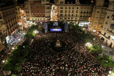 La plaza de Las Tendillas, en Córdoba, el pasado sábado durante la Noche Blanca del Flamenco.rnEva Yerbabuena, el sábado en Córdoba.