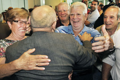 Emoción en el reencuentro con los gallegos de América