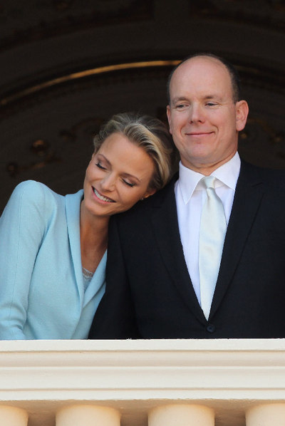 Charlene y Alberto de Mónaco tras su boda civil.