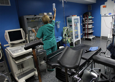 En la imagen, la clínica Dator, a la que Sanidad debe más de un millón de euros.