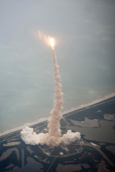 El  Atlantis  parte en la última misión.