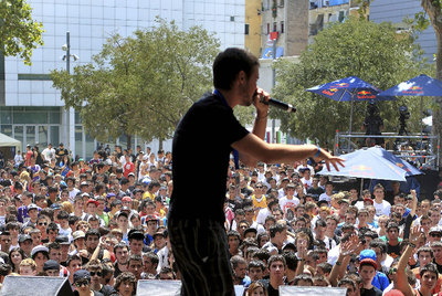 Ritmo y rimas contra el calor en el CCCB