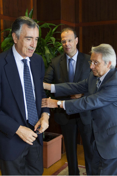 Gayoso da paso a José María Castellano