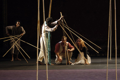 Escena de  La flauta mágica,  de Mozart, dirigida por Peter Brook.