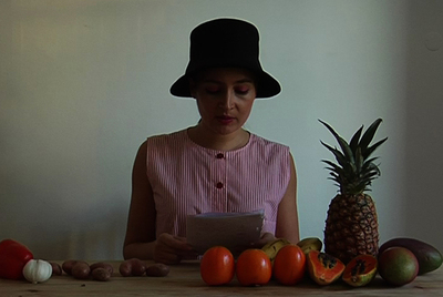  Abuela  Muidumbe (2009), de Raquel Schefer