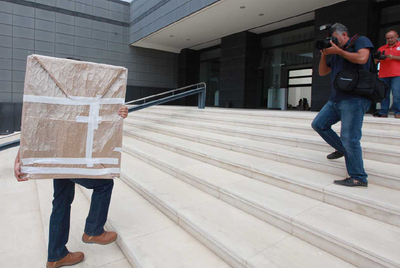 Llegada de las obras de arte a la Fundación Frax.