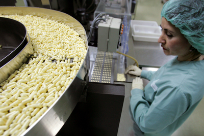 La venta de medicamentos en España ronda los 15.000 millones anuales.