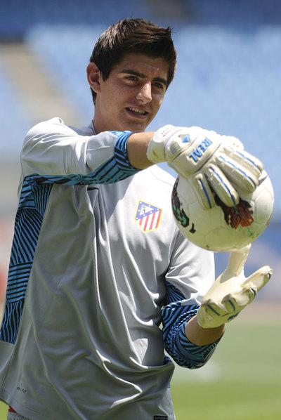 VAN DER SAR Y CASILLAS, REFERENCIAS DE COURTOIS