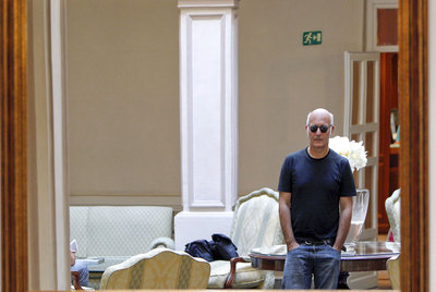 El pianista italiano Ludovico Einaudi, en el  hall  de su hotel.