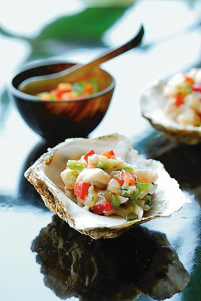 'Tartar' de ostras y bonito.