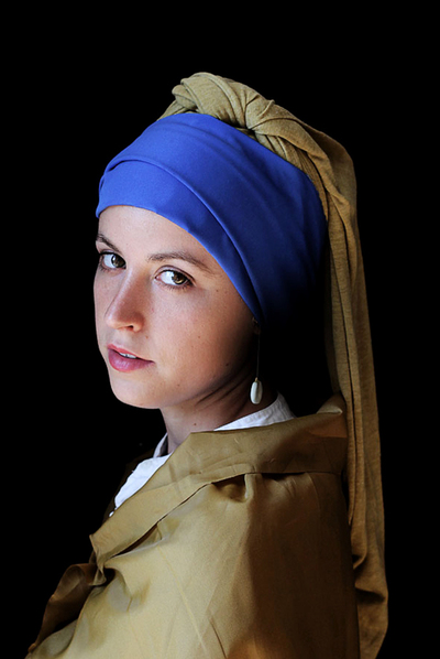 Homenaje al maíz, en una interpretación de  La joven de la perla,  de Johannes Vermeer.