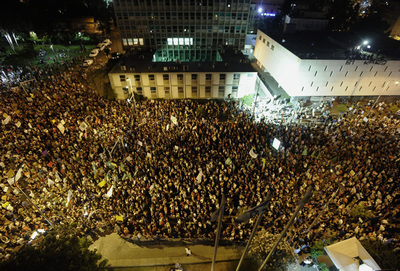 FOTOGALERIA: Miles de personas protestan en el centro de Tel Aviv