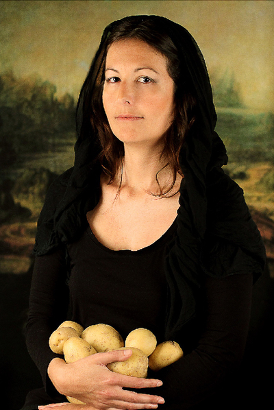 Homenaje a la patata en una reinterpretación de la obra  La Gioconda,   de Leonardo da Vinci. 