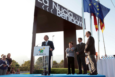 La Marina Baixa se vuelca en el homenaje al exconsejero García Antón