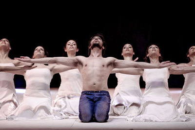 Joaquín Cortés durante una representación de su espectáculo  Calé,  en el Nuevo Teatro Alcalá.
