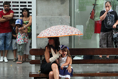La lluvia alivia las altas temperaturas tras un caluroso fin de semana