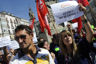 La plantilla de Daewoo se echa a la calle